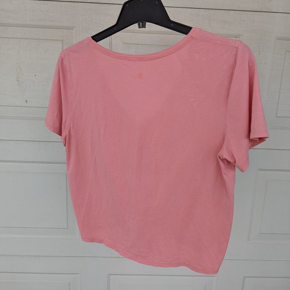 Lululemon Knot Gonna Fly Tee - Picture 4 of 4